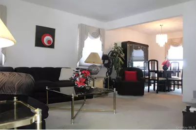 120 N Terrace Place, Valley Stream, NY 11580 - Photo 17