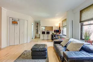 161 Pearsall Dr, Mount Vernon, NY 10552 - Photo 3