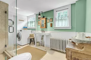 26905 Main Rd, Cutchogue, NY 11935 - Photo 15