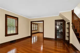 147-27 20th Ave, Whitestone, NY 11357 - Photo 9