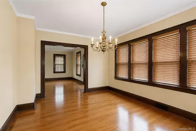 147-27 20th Avenue, Whitestone, NY 11357 - Photo 11