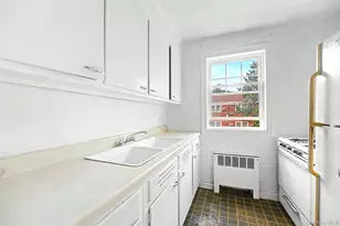 226-37 Union Tpke, Bayside, NY 11364 - Photo 9