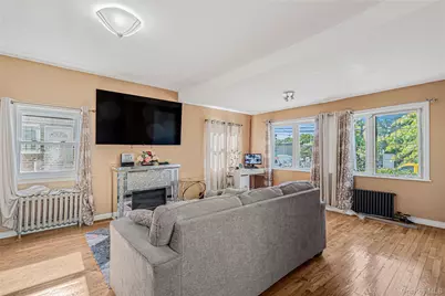 11545 172nd Street, Jamaica, NY 11434 - Photo 3