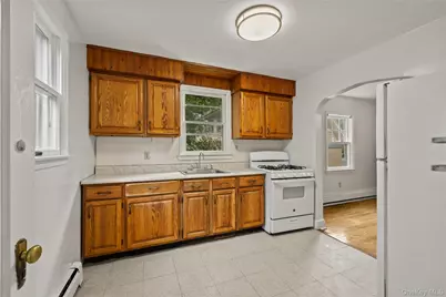 281-283 Old Haverstraw Road, Congers, NY 10920 - Photo 9