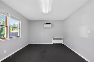 2070 Central Park Ave, Yonkers, NY 10710 - Photo 9