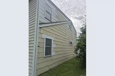 2 Wendy Road, Coram, NY 11727 - Photo 7