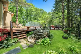 28 Penn Dr, Dix Hills, NY 11746 - Photo 29