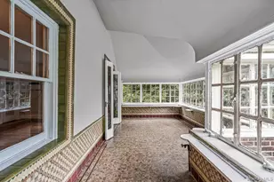 102-02 Ascan Ave, Forest Hills, NY 11375 - Photo 11