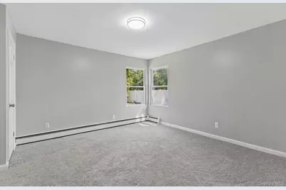 957 Bellmore Avenue, Central Islip, NY 11722 - Photo 17