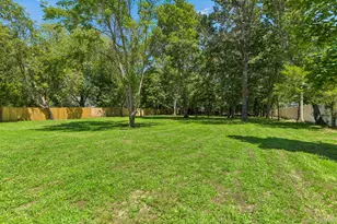 957 Bellmore Ave, Central Islip, NY 11722 - Photo 37