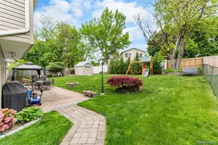18 Valley Dr, Nanuet, NY 10954 - Photo 29