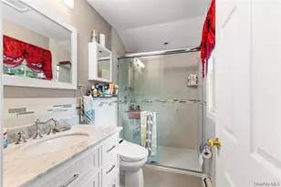 18 Valley Dr, Nanuet, NY 10954 - Photo 27