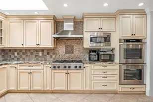 17 E Lincoln Ave, Massapequa, NY 11758 - Photo 23