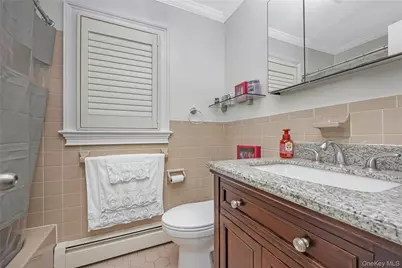 17 E Lincoln Avenue, Massapequa, NY 11758 - Photo 39
