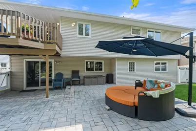 3105 Clubhouse Road, Merrick, NY 11566 - Photo 31