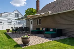 2100 North Dr, Seaford, NY 11783 - Photo 21