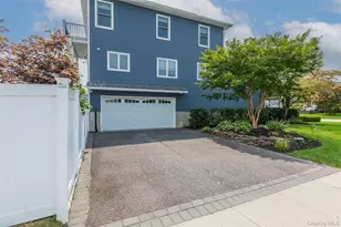 401 Little East Neck Rd S, Babylon, NY 11702 - Photo 3