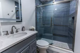 401 Little East Neck Rd S, Babylon, NY 11702 - Photo 11