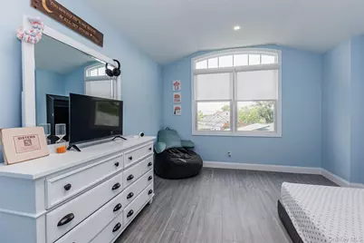 401 Little East Neck Road S, Babylon, NY 11702 - Photo 27
