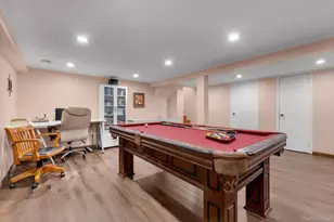 902 Preston Rd, East Meadow, NY 11554 - Photo 21