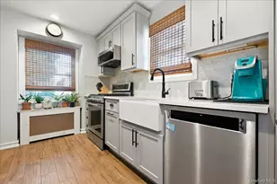 710 Premier Blvd, New Hyde Park, NY 11040 - Photo 11