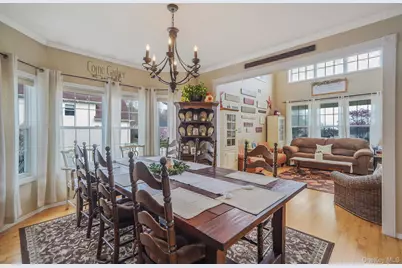 52 Shady View Crossing, Manorville, NY 11949 - Photo 9