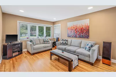 18 Brocton Lane, Kings Park, NY 11754 - Photo 3
