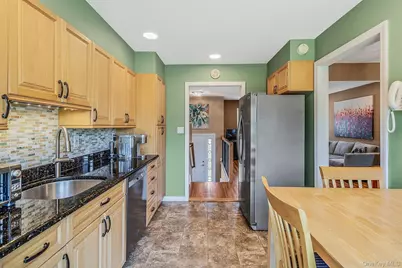 18 Brocton Lane, Kings Park, NY 11754 - Photo 7