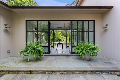 20 Mianus River Road, Bedford, NY 10506 - Photo 3
