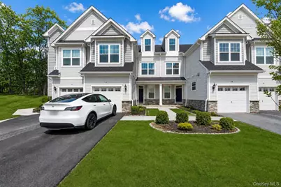 4 Kless Court, Middletown, NY 10940 - Photo 1