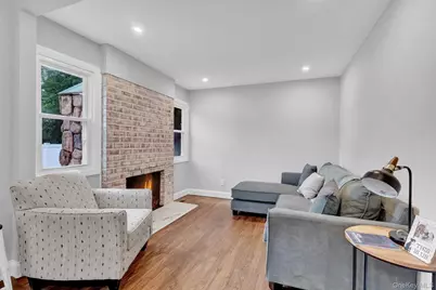 47 Hayrick Lane, Commack, NY 11725 - Photo 13