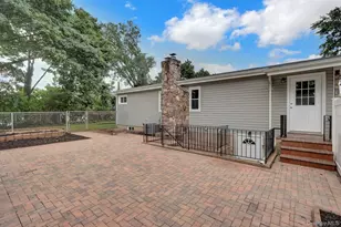 47 Hayrick Ln, Commack, NY 11725 - Photo 33