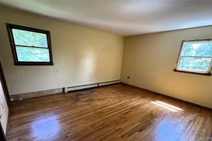 296 Greeves Rd, New Hampton, NY 10958 - Photo 17