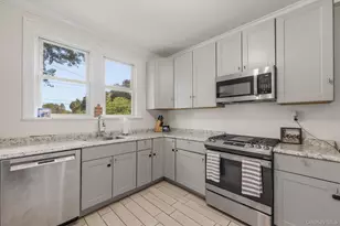 116 Fairview Ave, Poughkeepsie, NY 12601 - Photo 17