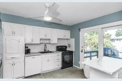 1 Karen Court, Bayville, NY 11709 - Photo 5