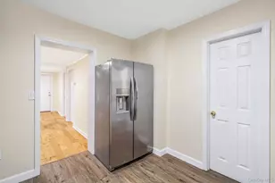 263 Valcour Ave, Uniondale, NY 11553 - Photo 25