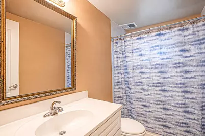 14 Wellbrock Street, Lindenhurst, NY 11757 - Photo 27