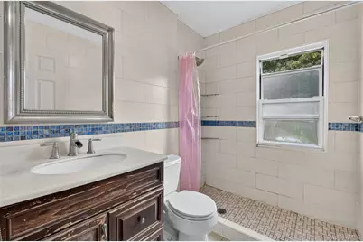 7129 Manse Street, Forest Hills, NY 11375 - Photo 17