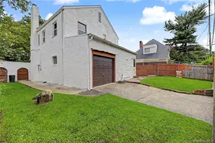 25 Longmeadow Rd, Yonkers, NY 10704 - Photo 7