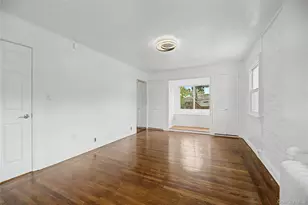 25 Longmeadow Rd, Yonkers, NY 10704 - Photo 23