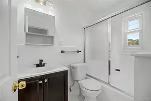 25 Longmeadow Rd, Yonkers, NY 10704 - Photo 21
