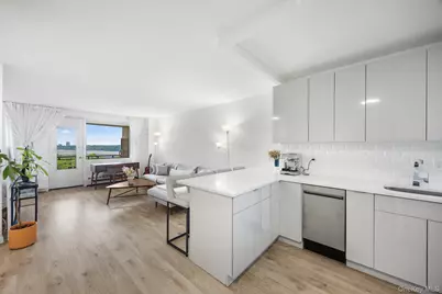5900 Arlington Avenue #10R, Bronx, NY 10471 - Photo 9