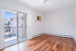 24 Pennyfield Ave, Bronx, NY 10465 - Photo 15