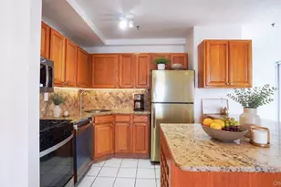 24 Pennyfield Ave, Bronx, NY 10465 - Photo 3