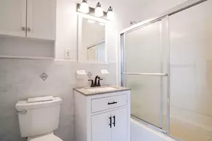 24 Pennyfield Ave, Bronx, NY 10465 - Photo 17
