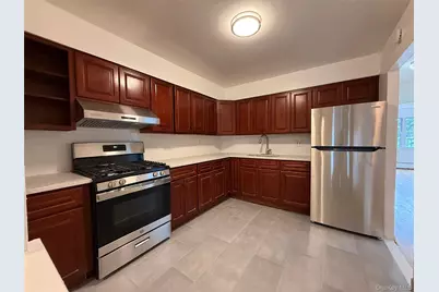 [Address not provided], Elmhurst, NY 11373 - Photo 7