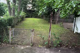 107-49 160th St, Jamaica, NY 11433 - Photo 3