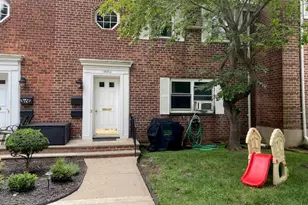264-25 Langston Ave, Glen Oaks, NY 11004 - Photo 1