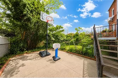2118 E 26th Street, Brooklyn, NY 11229 - Photo 5