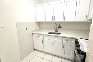 60-22 83rd Pl, Middle Village, NY 11379 - Photo 13